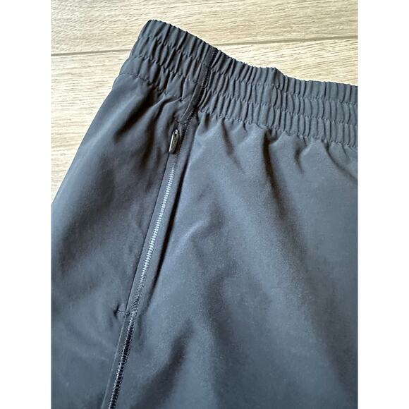 Athleta Hustle Black Athletic Shorts size 2X - Picture 7 of 12